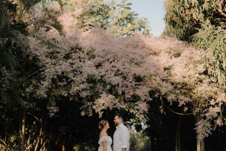 Casal reúne filhos e renova votos de casamento após 10 anos